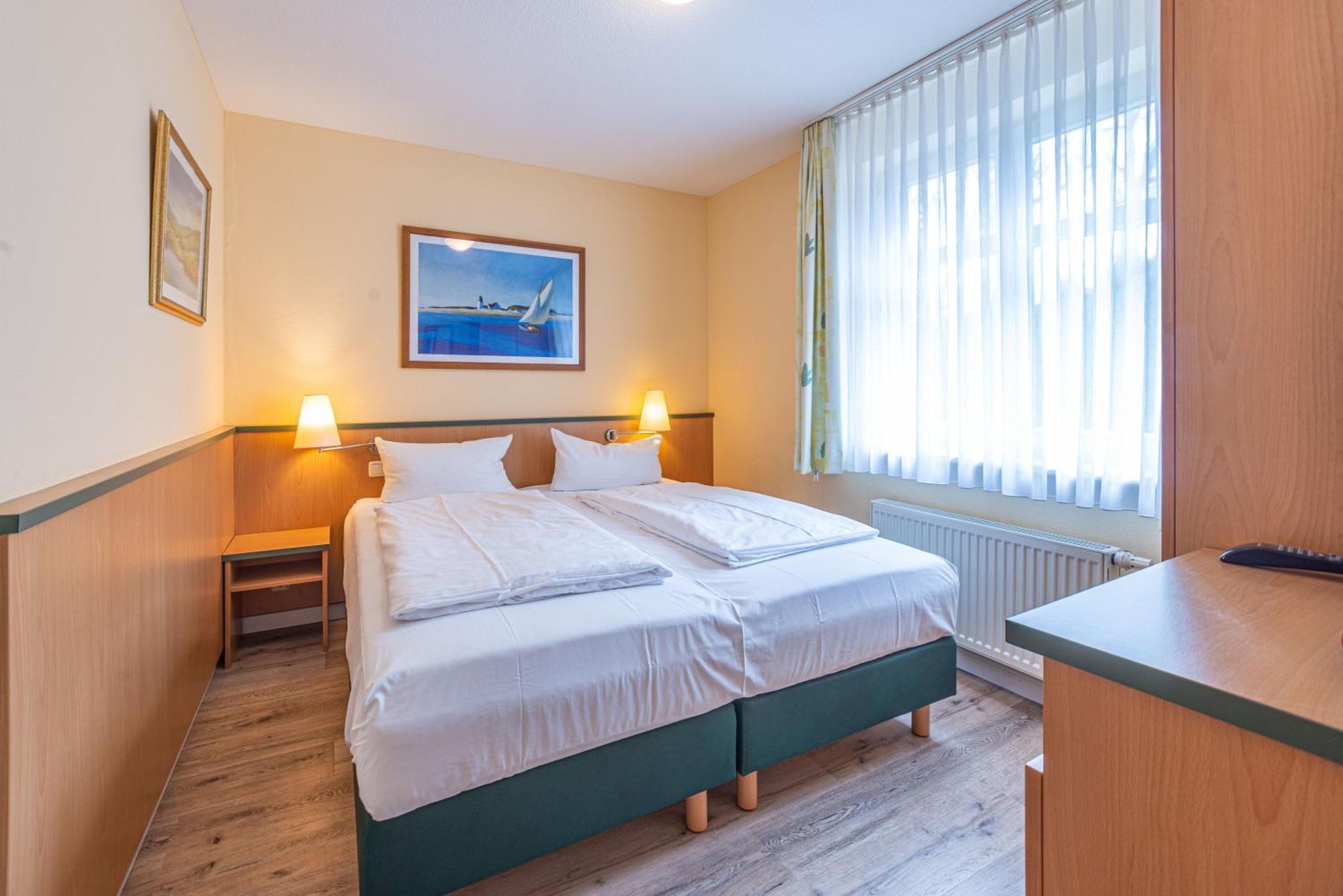 Am Weststrand Apartmenthaus Waldeck Ostseebad Kühlungsborn エクステリア 写真