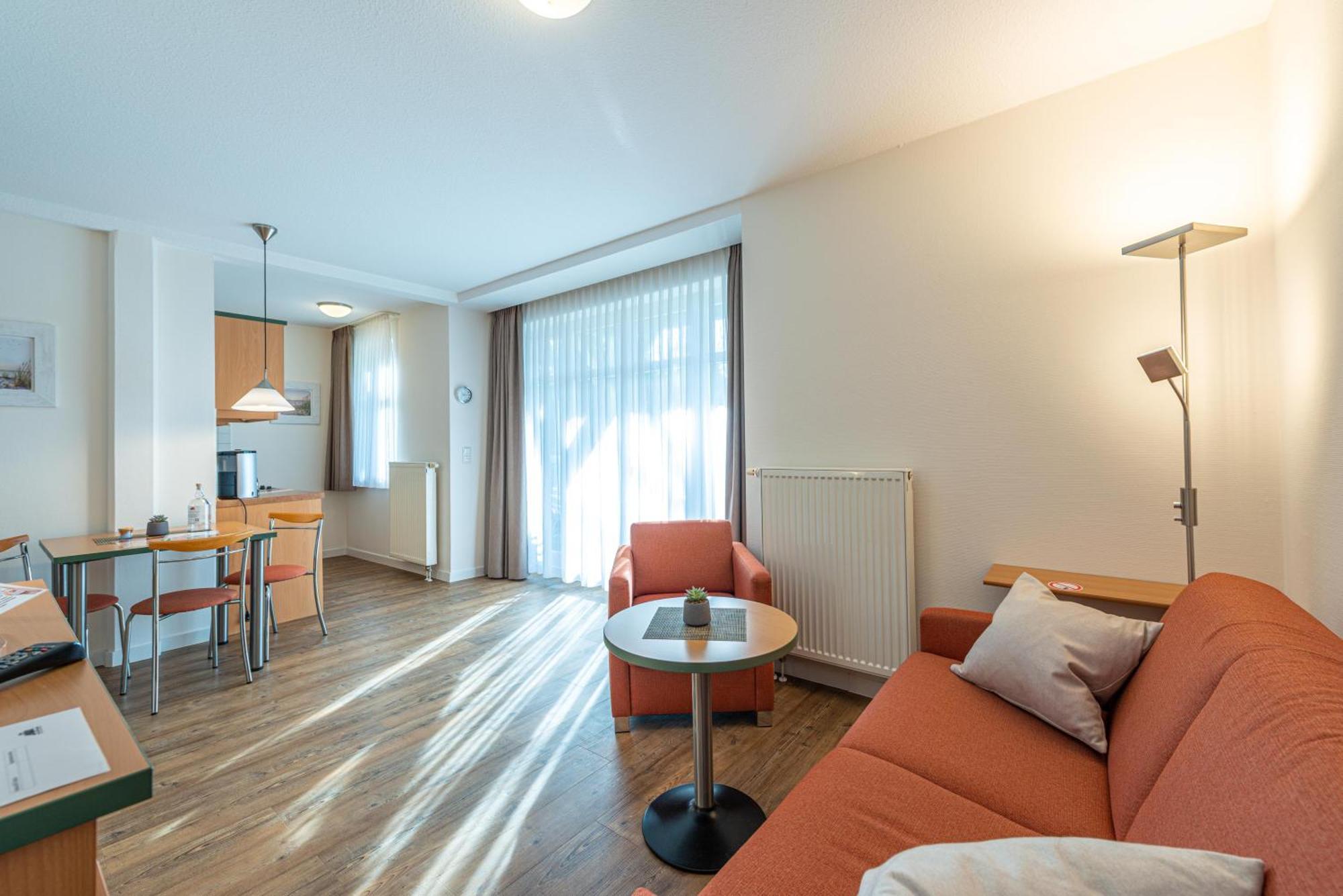 Am Weststrand Apartmenthaus Waldeck Ostseebad Kühlungsborn エクステリア 写真