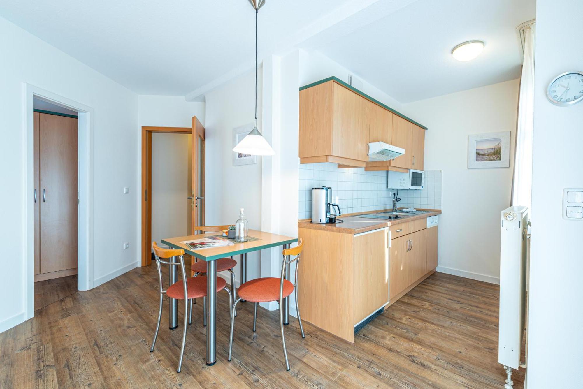 Am Weststrand Apartmenthaus Waldeck Ostseebad Kühlungsborn エクステリア 写真