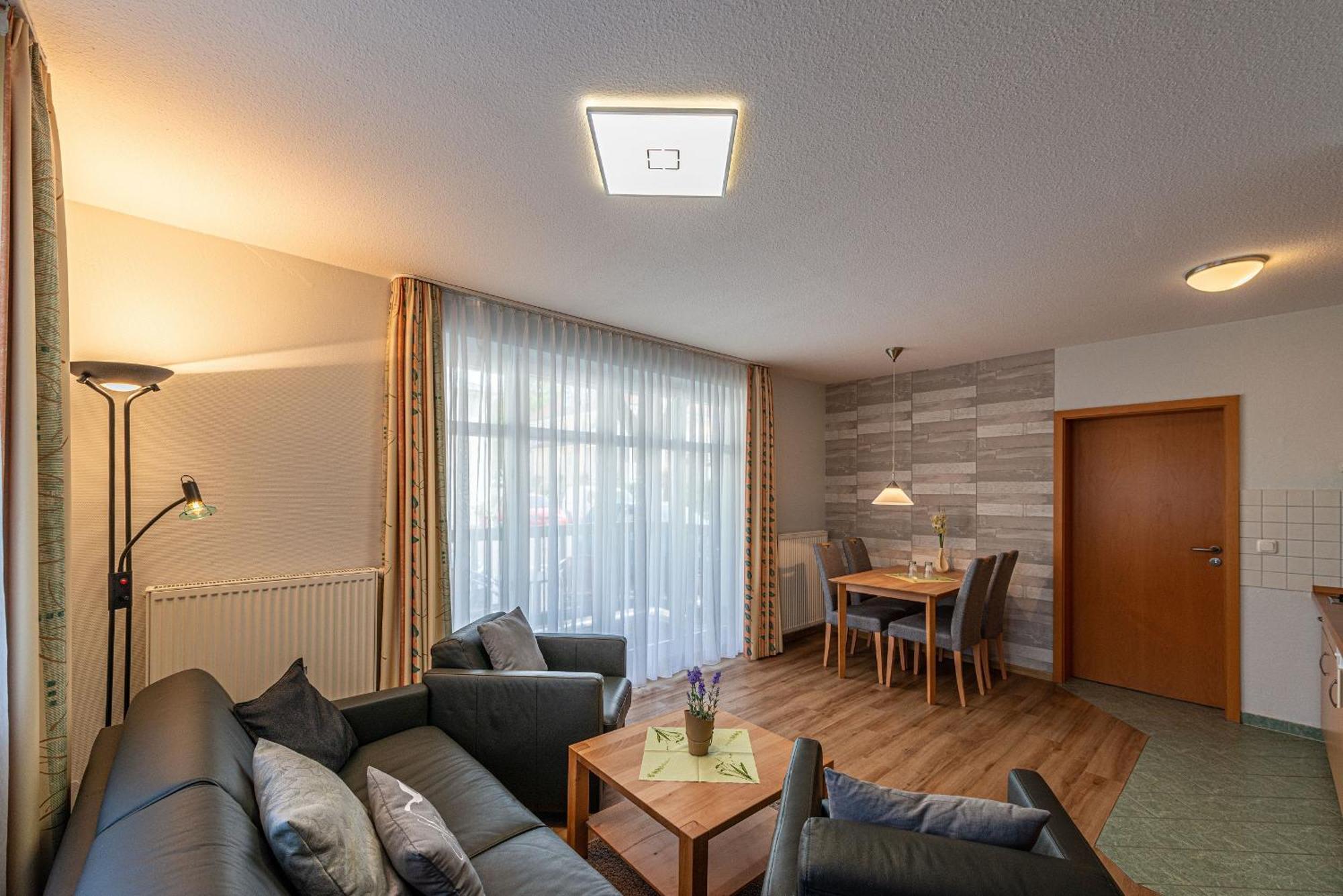 Am Weststrand Apartmenthaus Waldeck Ostseebad Kühlungsborn エクステリア 写真