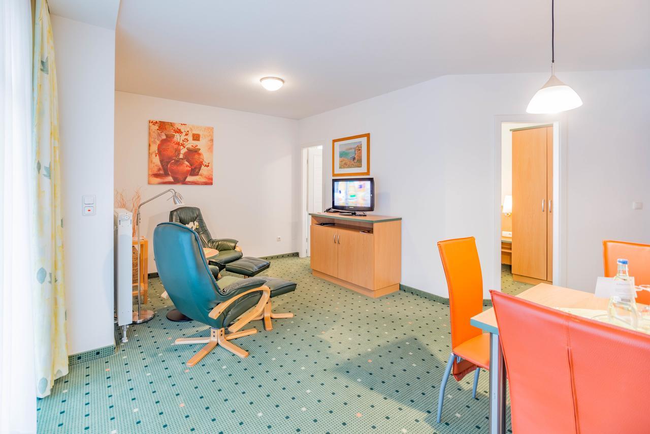 Am Weststrand Apartmenthaus Waldeck Ostseebad Kühlungsborn エクステリア 写真