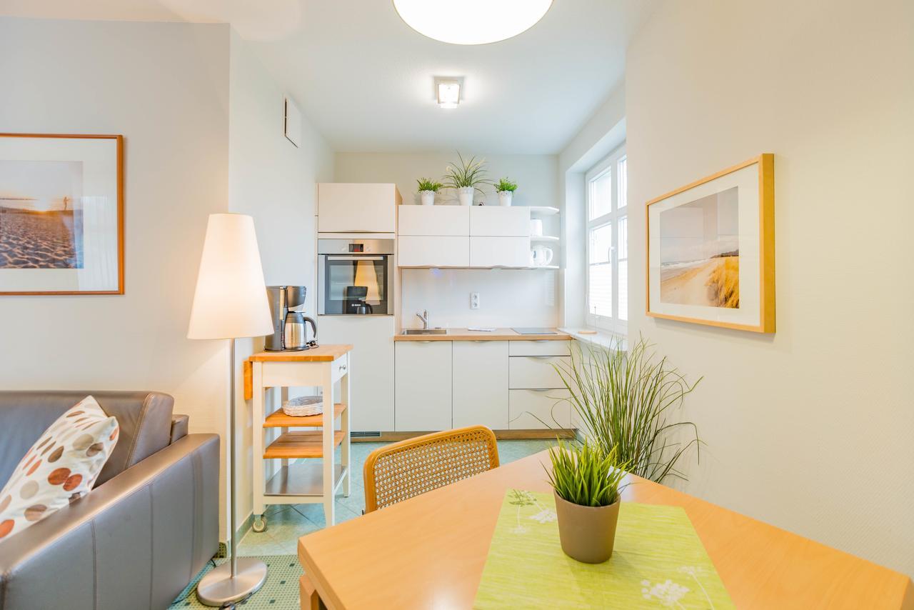 Am Weststrand Apartmenthaus Waldeck Ostseebad Kühlungsborn エクステリア 写真