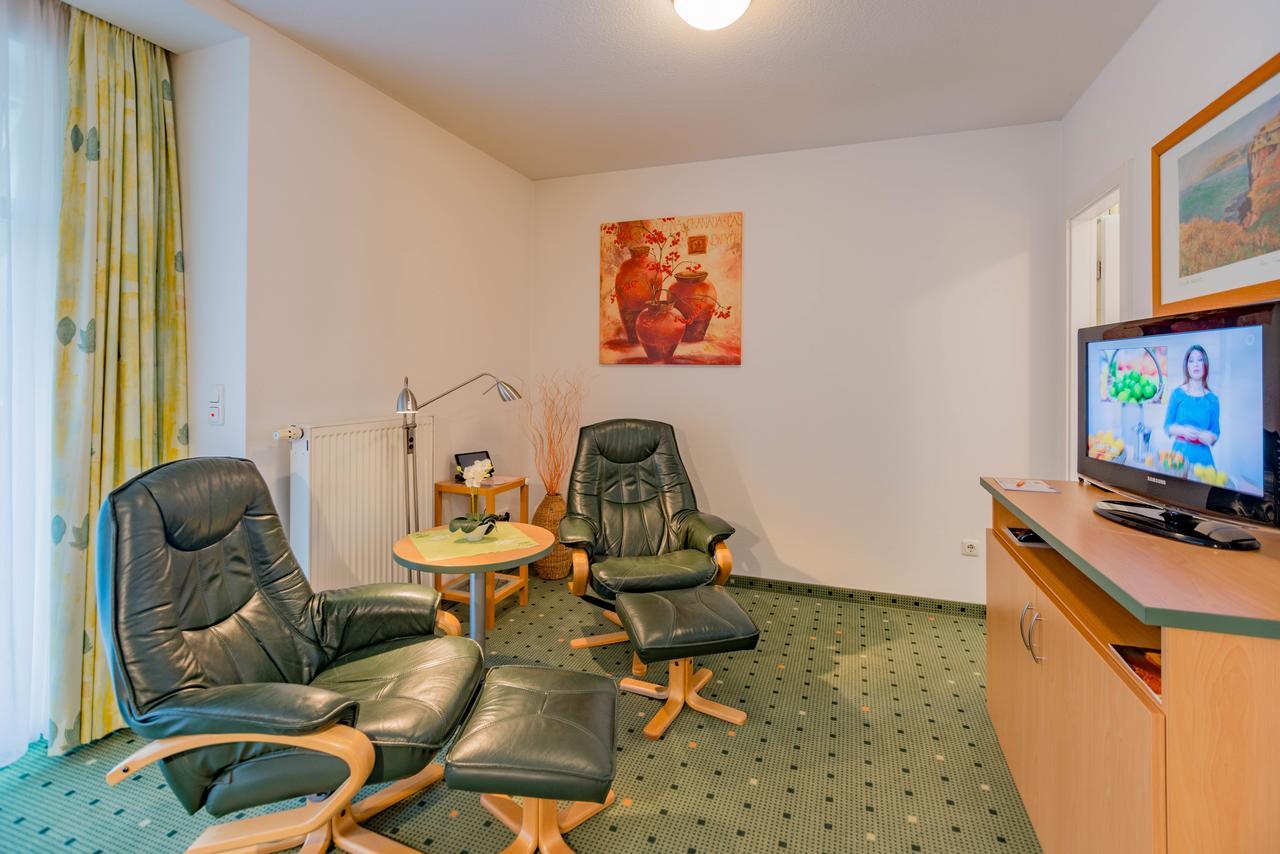 Am Weststrand Apartmenthaus Waldeck Ostseebad Kühlungsborn エクステリア 写真
