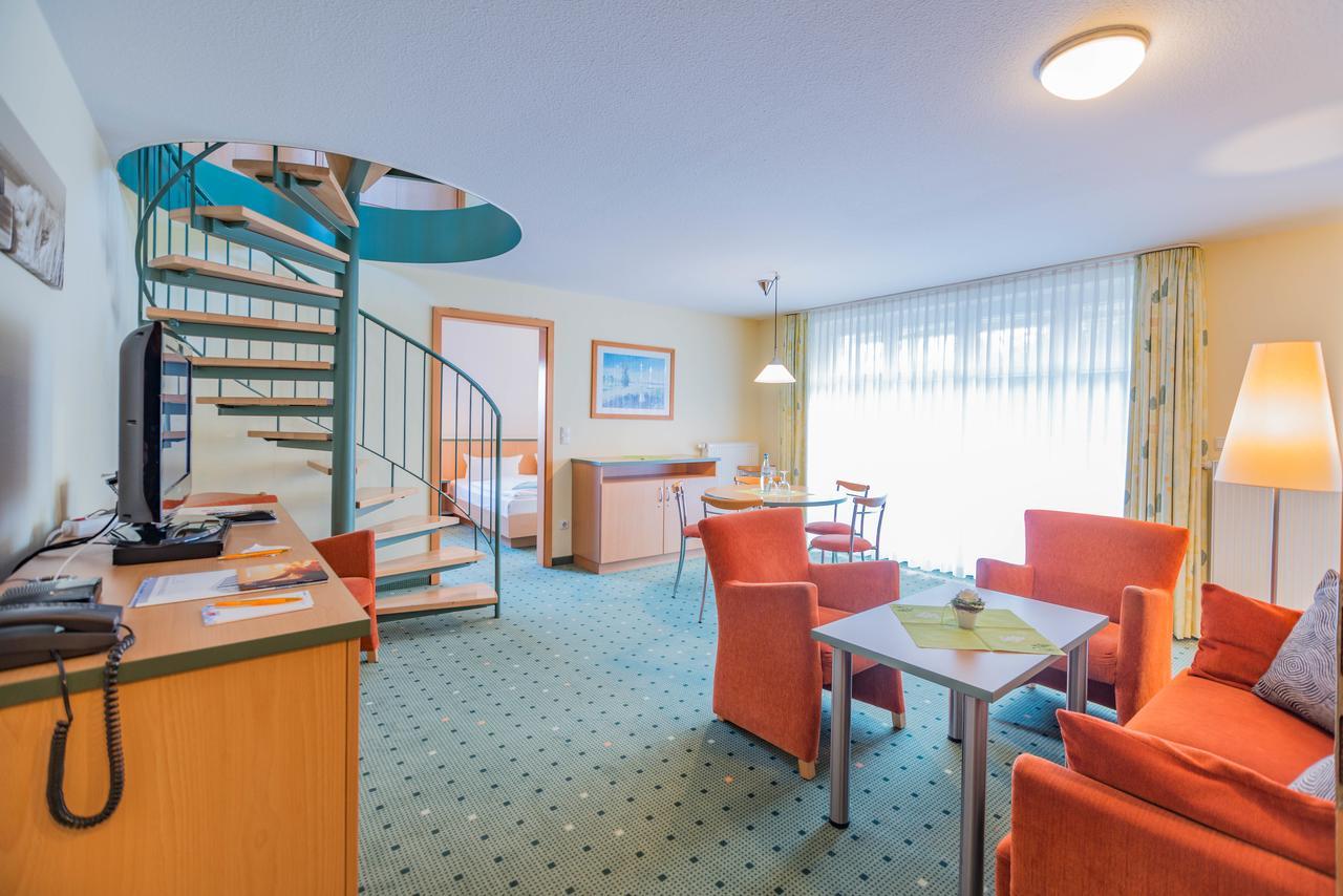 Am Weststrand Apartmenthaus Waldeck Ostseebad Kühlungsborn エクステリア 写真