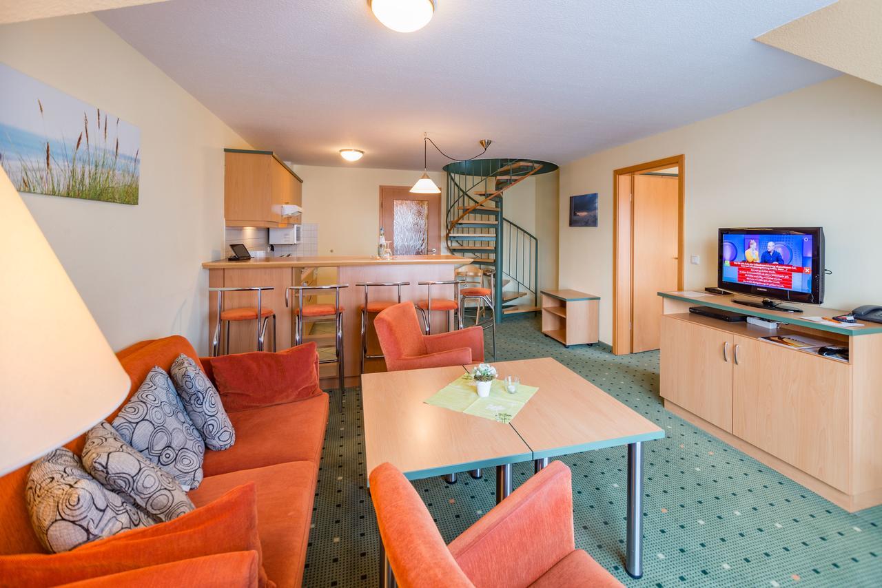 Am Weststrand Apartmenthaus Waldeck Ostseebad Kühlungsborn エクステリア 写真