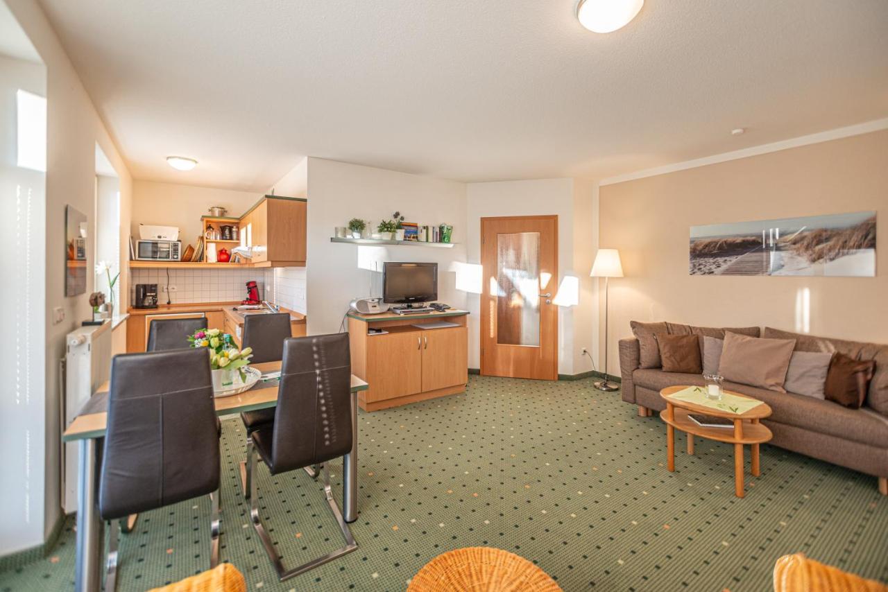 Am Weststrand Apartmenthaus Waldeck Ostseebad Kühlungsborn エクステリア 写真